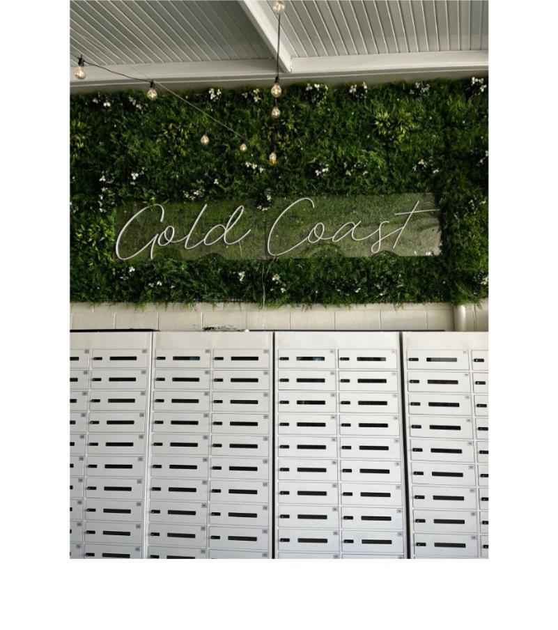 Capsuleaccom Hostel Gold Coast Bagian luar foto